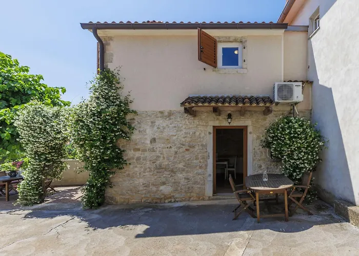 Holiday Home Pinia I By Interhome