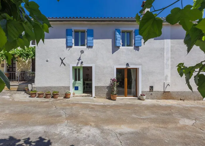 Holiday Home Pinia II By Interhome